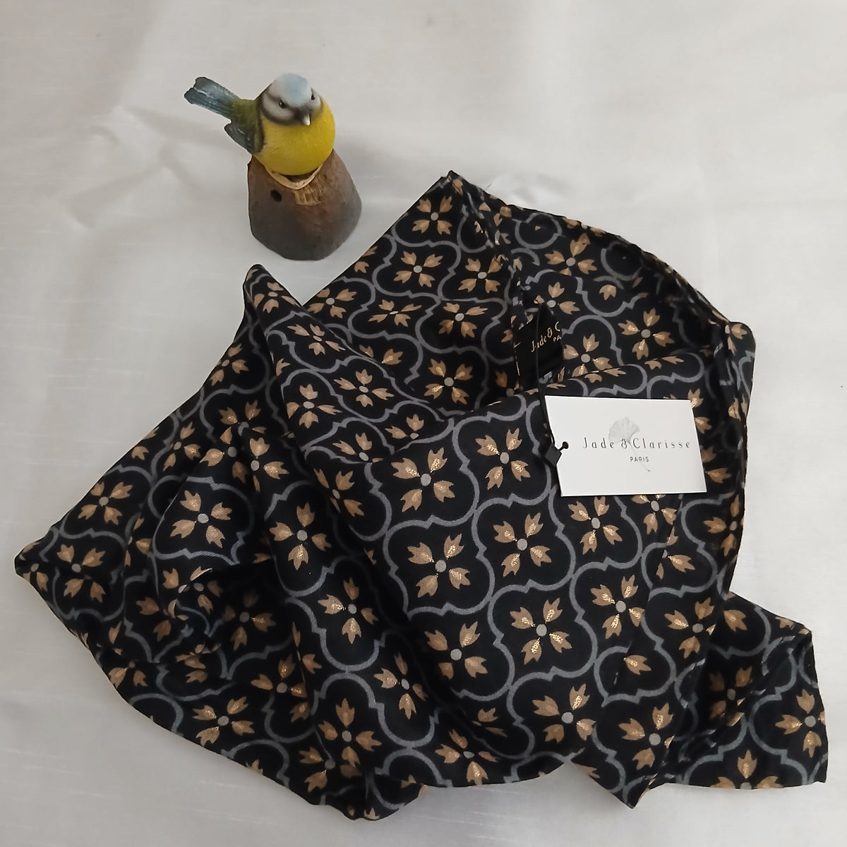 Foulard Treillis Noir Doré
