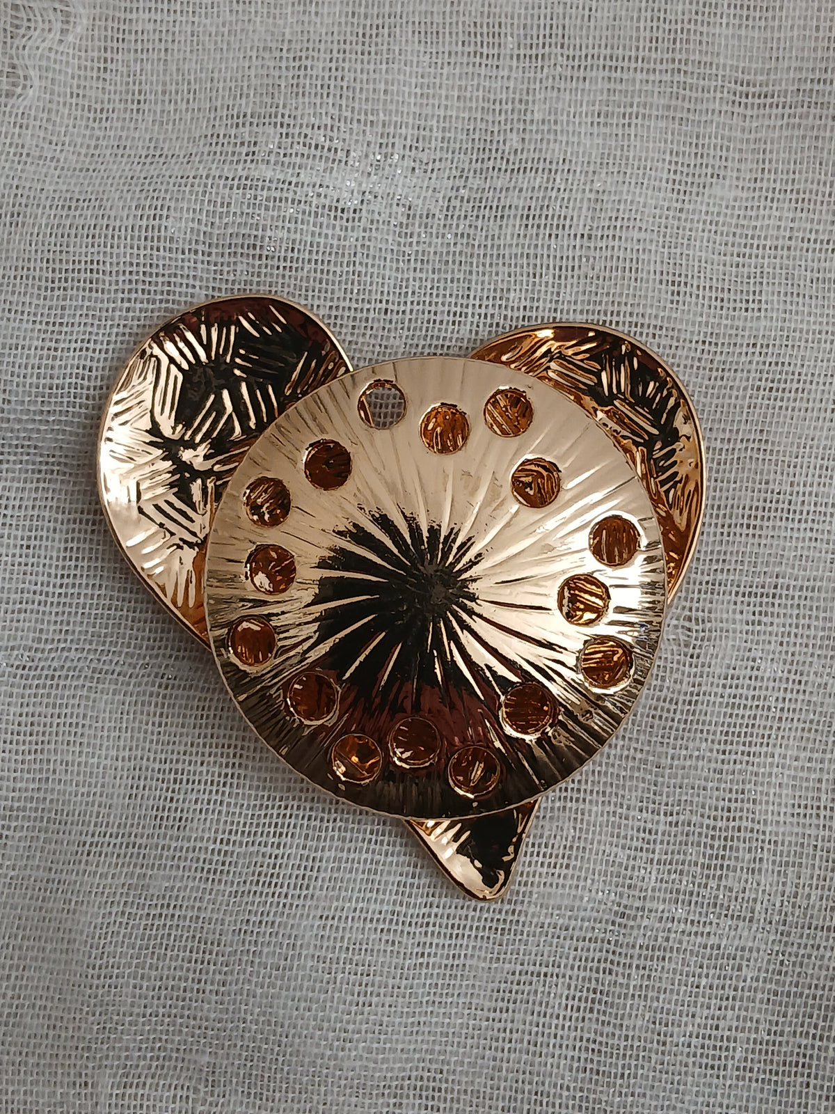 Jolie Broche Aimantée Cœur Doré Arbre de Vie