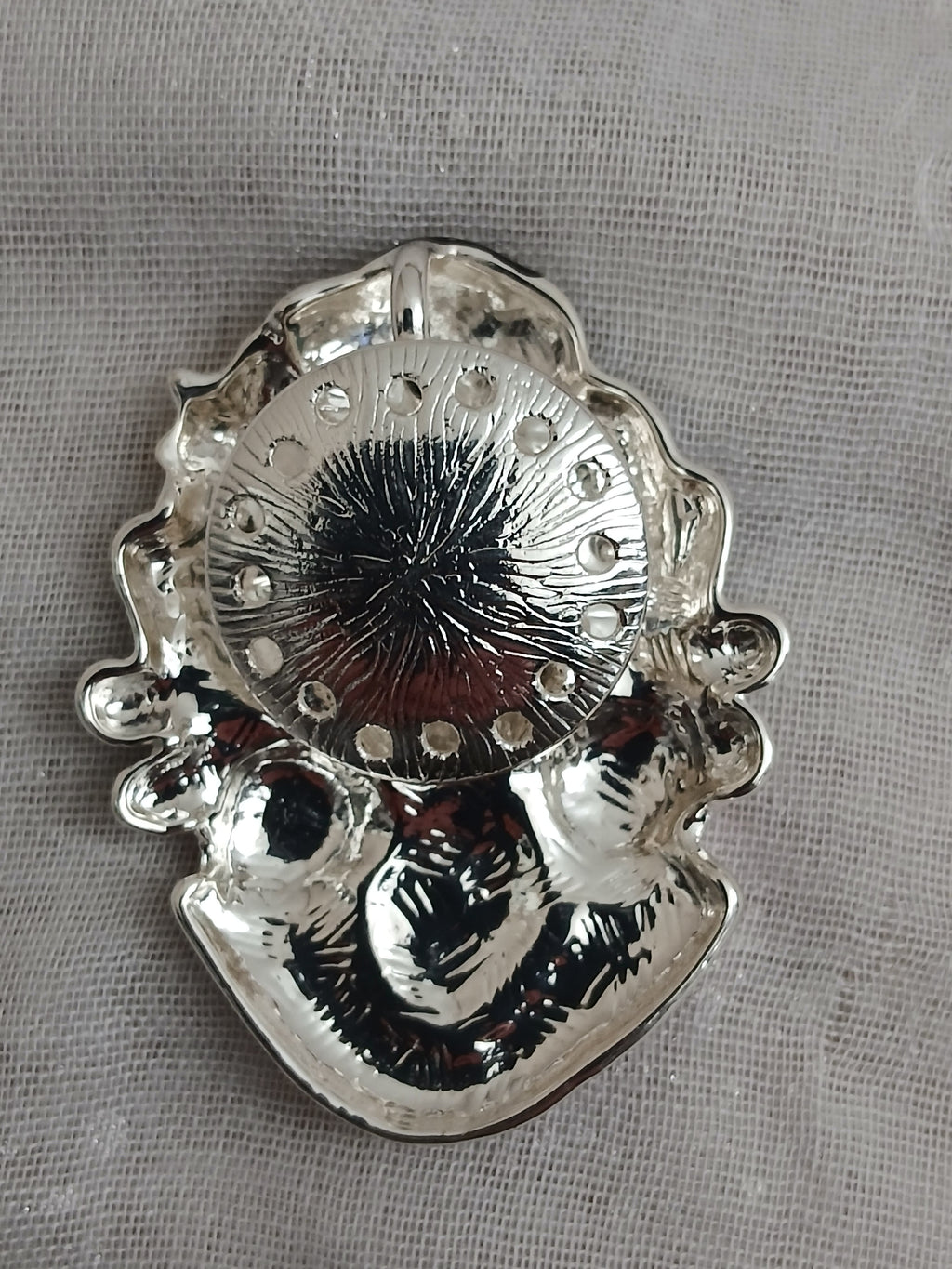 Jolie Broche Aimantée Pin-Up Rétro à Lunettes