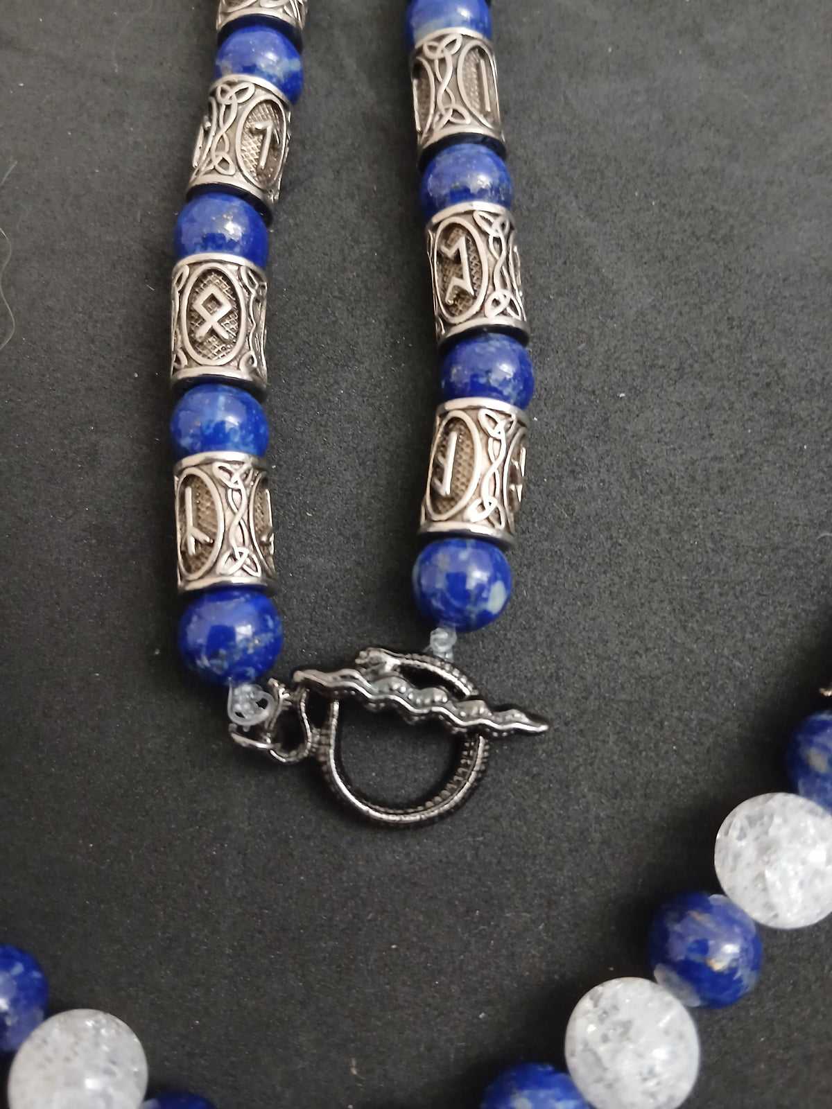 Magnifique Collier Runique Viking Lapis-Lazuli et Pendentif Vegvisir