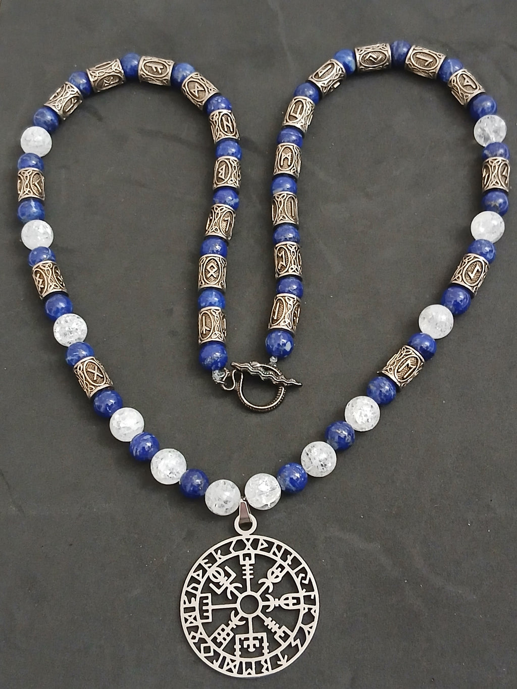 Magnifique Collier Runique Viking Lapis-Lazuli et Pendentif Vegvisir
