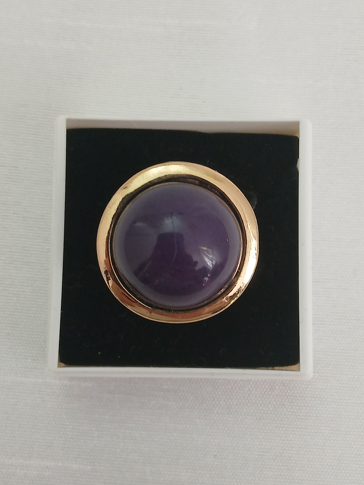 Jolie Bague Cabochon Bleu Marine Serti Doré