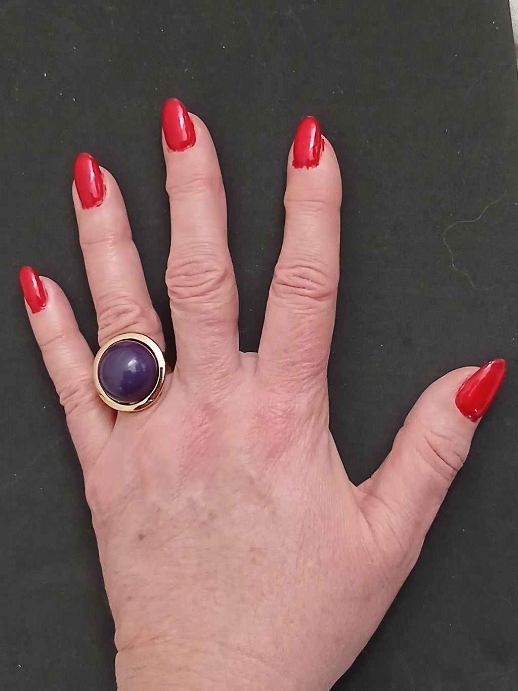 Jolie Bague Cabochon Bleu Marine Serti Doré